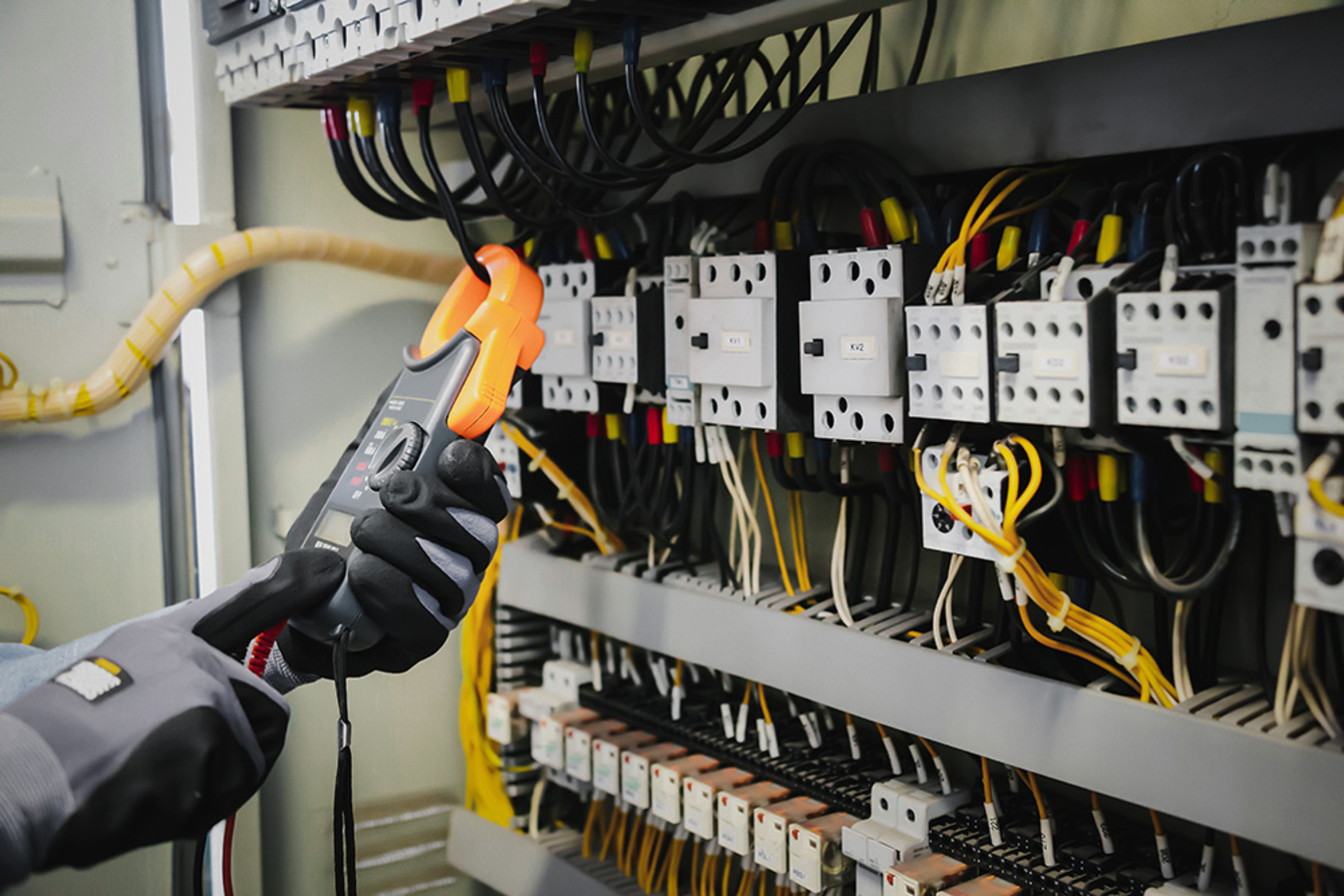 DGUV Vorschrift 3-Check bei TV-HIFI-VIDEO-ELEKTRO-SERVICE Oliver Ebert in Aschaffenburg